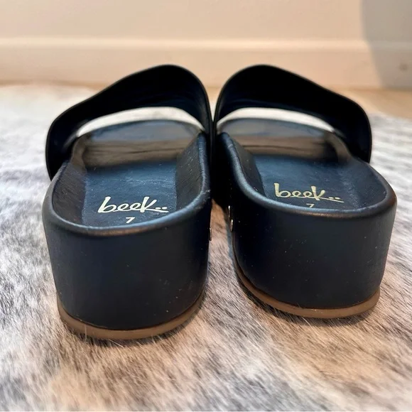 beek PELICAN Leather Slide Sandals - Picture 4 of 8